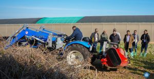 donazione di un trattore New Holland al CIHEAM Bari
